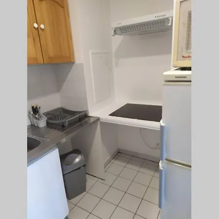 Apartament Grand Studio Dans Residence Paisible, Proche Paris, Saclay, Versailles